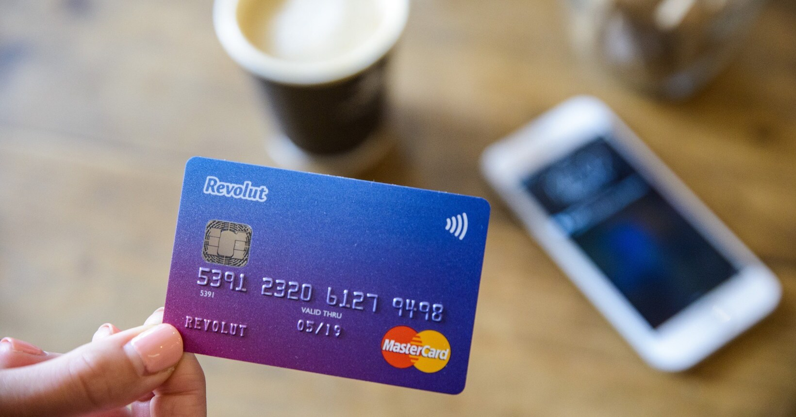 Wie beantrage ich die Revolut Mastercard Kreditkarte einfach
